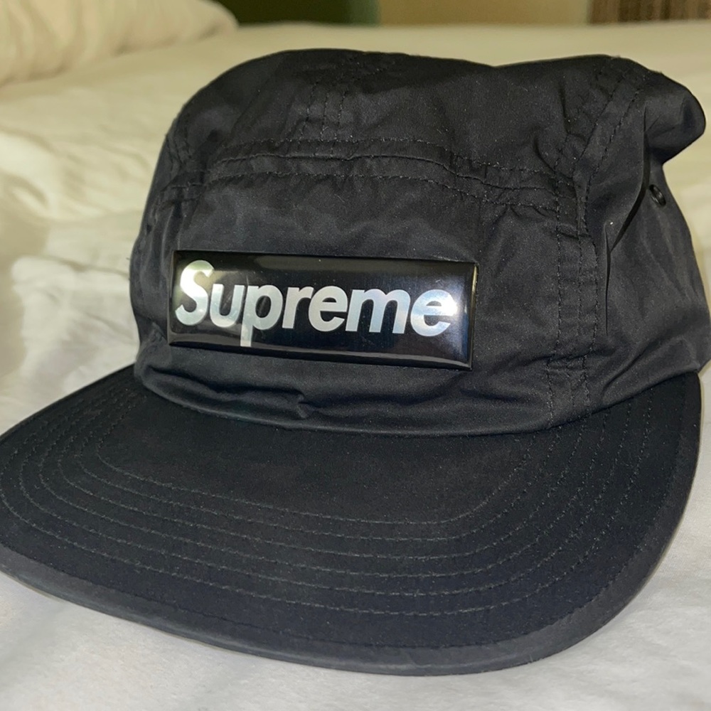 Supreme liquid logo camo cap